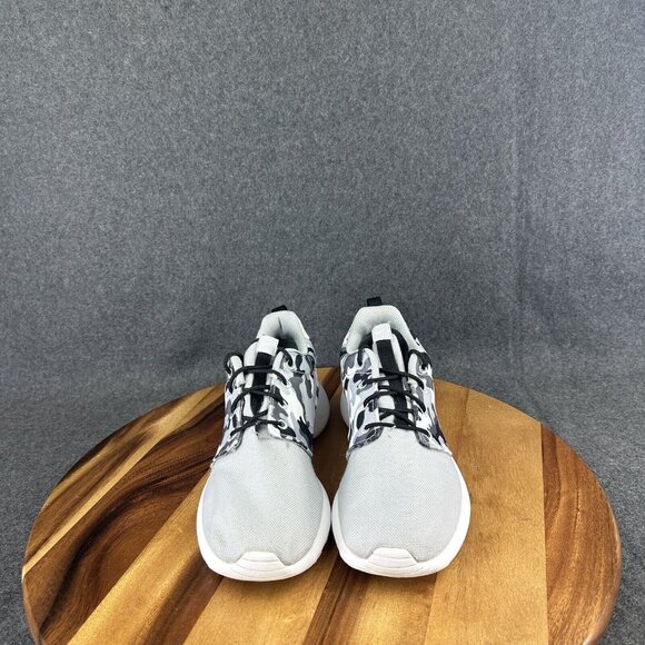 Nike Men's Roshe One SE Wolf Grey Black Camo Running Shoes 844687-013 Size 6.5 - Picture 3 of 12